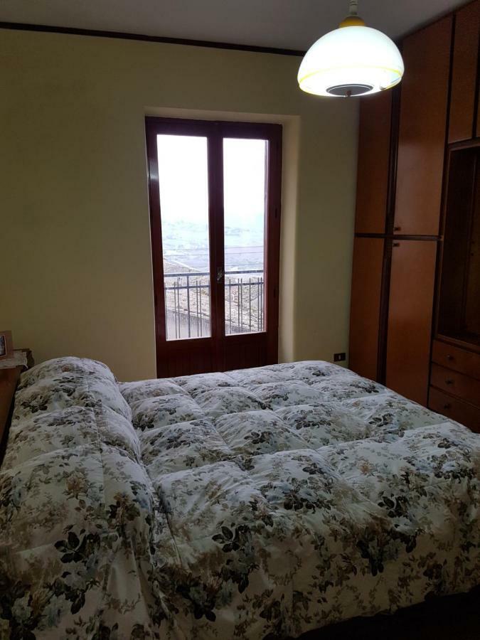 La Nicchia Di Gangi Apartment Exterior photo